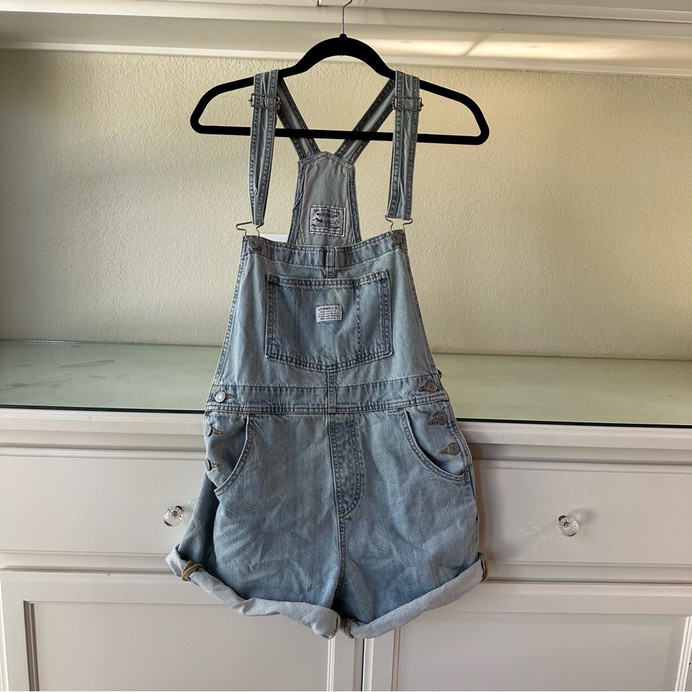 Light Blue Levi’s Denim Overall Shorts